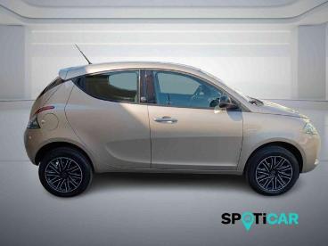 LANCIA CERTIFIED Lancia Ypsilon 0.9 Twinair 5 Porte Metano Ecochic Platinum Usata - City Car  Giallo - Bologna - 2344652_5