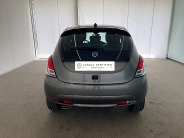 LANCIA CERTIFIED Lancia Ypsilon 1.0 Firefly 70cv Hybrid Platino Usata - City Car Ibrido Grigio - Napoli - 2345256_5
