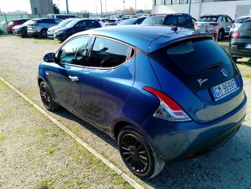 LANCIA CERTIFIED Lancia Ypsilon 1.0 70cv Hybrid Silver Usata - City Car Ibrido Blu - Fisciano - 2345553_4