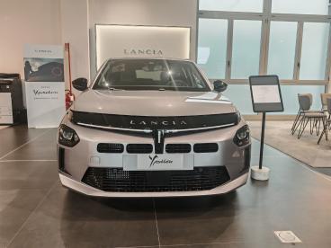 LANCIA CERTIFIED Lancia Ypsilon Hybrid E-dct Lx Usata - City Car Ibrido Grigio - Grugliasco - 2346202_2