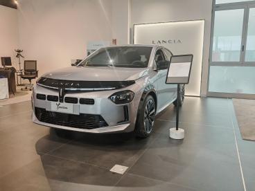 LANCIA CERTIFIED Lancia Ypsilon Hybrid E-dct Lx Usata - City Car Ibrido Grigio - Grugliasco - 2346202_3