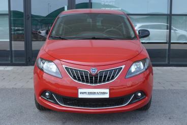 LANCIA CERTIFIED Lancia Ypsilon Iii 2021 1.0 Firefly Hybrid Gold Plus S And S 70cv Usata - City Car Ibrido Rosso - Brescia - 2347834_2