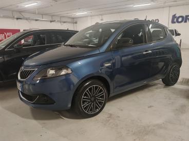 LANCIA CERTIFIED Lancia Ypsilon 1.0 Firefly 5 Porte S And S Hybrid Gold Usata - City Car Ibrido Blu - Grugliasco - 2348122_2