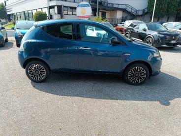 LANCIA CERTIFIED Lancia Ypsilon New 5 Porte My24 1.0 Firefly 70 Cvstart And Stop H Usata - City Car Ibrido Blu - Roma - 2349045_4