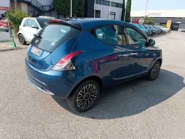 LANCIA CERTIFIED Lancia Ypsilon New 5 Porte My24 1.0 Firefly 70 Cvstart And Stop H Usata - City Car Ibrido Blu - Roma - 2349045_5