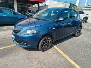 LANCIA CERTIFIED Lancia Ypsilon New 5 Porte My24 1.0 Firefly 70 Cvstart And Stop H Usata - City Car Ibrido Blu - Roma - 2349046_1