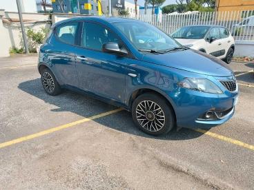 LANCIA CERTIFIED Lancia Ypsilon New 5 Porte My24 1.0 Firefly 70 Cvstart And Stop H Usata - City Car Ibrido Blu - Roma - 2349046_3