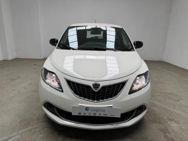 LANCIA CERTIFIED Lancia Ypsilon Iii 2021 1.0 Firefly Hybrid Silver S And S 70cv Usata - City Car Ibrido Bianco - Biella - 2349983_2
