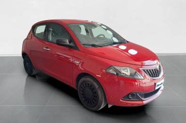 LANCIA CERTIFIED Lancia Ypsilon 1.0 Firefly Hybrid Unyca S And S 70cv Usata - City Car Ibrido Rosso - Pistoia - 2352414_3