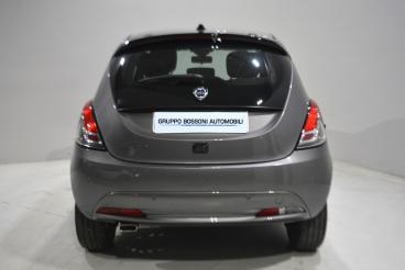 LANCIA CERTIFIED Lancia Ypsilon Iii 2021 1.0 Firefly Hybrid Platino S And S 70cv Usata - City Car Ibrido Grigio - Brescia - 2353420_4