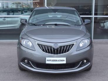 LANCIA CERTIFIED Lancia Ypsilon Iii 2021 1.0 Firefly Hybrid Platino S And S 70cv Usata - City Car Ibrido Grigio - Brescia - 2354245_2