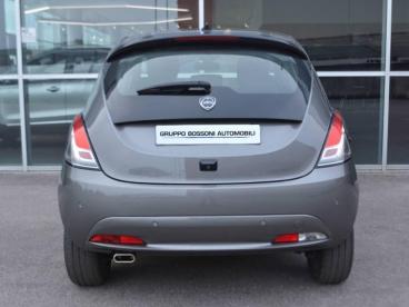 LANCIA CERTIFIED Lancia Ypsilon Iii 2021 1.0 Firefly Hybrid Platino S And S 70cv Usata - City Car Ibrido Grigio - Brescia - 2354245_4
