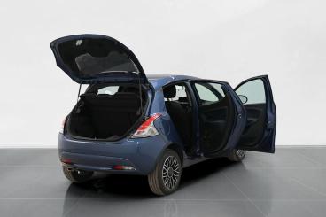 LANCIA CERTIFIED Lancia Ypsilon 1.0 Firefly Hybrid Platino S And S 70cv Usata - City Car Ibrido Blu - Pistoia - 2354288_5