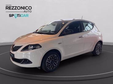 SPOTICAR Lancia Ypsilon 1.0 Firefly Hybrid Platino S&s 70cv - Neopatentati Usata - City Car Ibrido Bianco - Cerro Maggiore - 1202354393_1
