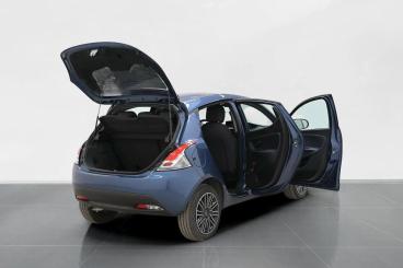 LANCIA CERTIFIED Lancia Ypsilon 1.2 Ecochic Gpl 69cv Usata - City Car  Blu - Pistoia - 2355462_5