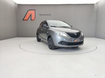 LANCIA CERTIFIED Lancia Ypsilon Iii 2021 1.0 70cv Hybrid Oro Usata - City Car Ibrido Plug-in Grigio - Voghera - 2356304_3