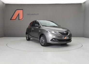 LANCIA CERTIFIED Lancia Ypsilon Iii 2021 1.0 70cv Hybrid Gold Plus Usata - City Car Ibrido Plug-in Grigio - Voghera - 2356315_4