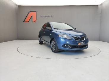 LANCIA CERTIFIED Lancia Ypsilon Iii 2021 1.0 70cv Hybrid Gold Plus Usata - City Car Ibrido Plug-in Blu - Voghera - 2356316_3