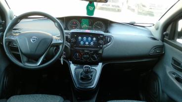 LANCIA CERTIFIED Lancia Ypsilon 1.2 69cv Gpl Silver Usata - City Car  Grigio - Fisciano - 2357925_5