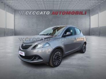 LANCIA CERTIFIED Lancia Ypsilon 1.0 Firefly Hybrid Platino S And S 70cv Usata - City Car Ibrido Grigio - Bassano Del Grappa - 2360060_1