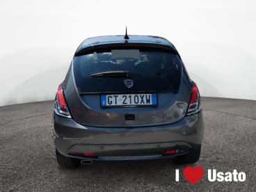 LANCIA CERTIFIED Lancia Ypsilon Iii 2021 1.0 Firefly Hybrid Platino S And S 70cv Usata - City Car Ibrido Grigio - Roma - 2360093_5