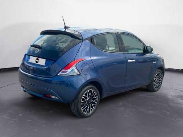 LANCIA CERTIFIED Lancia Ypsilon Iii 2021 1.0 Firefly Hybrid Platino S And S 70cv Usata - City Car Ibrido Blu - Pordenone - 2360423_5