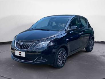 LANCIA CERTIFIED Lancia Ypsilon Iii 2021 1.0 Firefly Hybrid Platino S And S 70cv Usata - City Car Ibrido Nero - Pordenone - 2360424_1