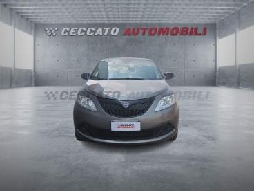 LANCIA CERTIFIED Lancia Ypsilon 1.0 Firefly Hybrid Oro S And S 70cv Usata - City Car Ibrido Grigio - Bassano Del Grappa - 2362111_4