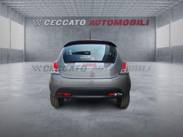 LANCIA CERTIFIED Lancia Ypsilon 1.0 Firefly Hybrid Oro S And S 70cv Usata - City Car Ibrido Grigio - Bassano Del Grappa - 2362111_5