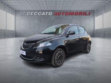 LANCIA CERTIFIED Lancia Ypsilon 1.0 Firefly Hybrid Platino S And S 70cv Usata - City Car Ibrido Nero - Bassano Del Grappa - 2362114_1