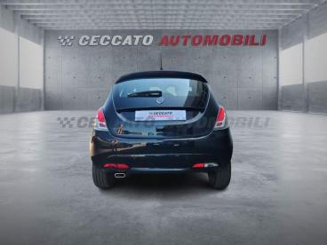 LANCIA CERTIFIED Lancia Ypsilon 1.0 Firefly Hybrid Platino S And S 70cv Usata - City Car Ibrido Nero - Bassano Del Grappa - 2362119_5