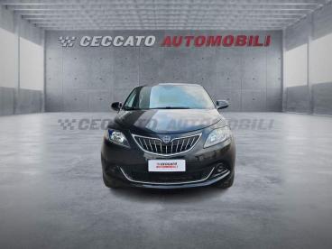 LANCIA CERTIFIED Lancia Ypsilon 1.0 Firefly Hybrid Platino S And S 70cv Usata - City Car Ibrido Nero - Bassano Del Grappa - 2362123_4