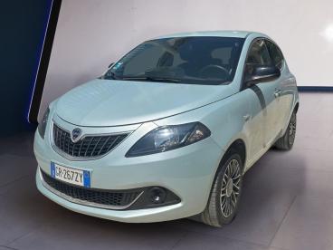 LANCIA CERTIFIED Lancia Ypsilon 1.0 Firefly 70cv Hybrid Platino Usata - City Car Ibrido Verde - Fisciano - 2364925_1