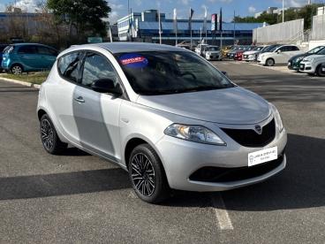 SPOTICAR Lancia Ypsilon 1.2 69cv Start& Stop Gold Usata - City Car Benzina Grigio - Roma - 1002367261_3