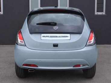 LANCIA CERTIFIED Lancia Ypsilon Iii 2021 1.0 Firefly Hybrid Platino S And S 70cv Usata - City Car Ibrido Verde - Brescia - 2370504_4