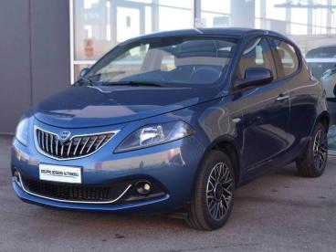 LANCIA CERTIFIED Lancia Ypsilon Iii 2021 1.0 Firefly Hybrid Platino S And S 70cv Usata - City Car Ibrido Blu - Brescia - 2370506_1
