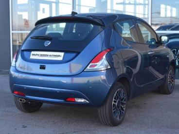LANCIA CERTIFIED Lancia Ypsilon Iii 2021 1.0 Firefly Hybrid Platino S And S 70cv Usata - City Car Ibrido Blu - Brescia - 2370506_3