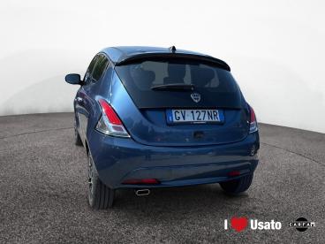 LANCIA CERTIFIED Lancia Ypsilon Iii 2021 1.0 Firefly Hybrid Platino S And S 70cv Usata - City Car Ibrido Blu - Roma - 2370587_4