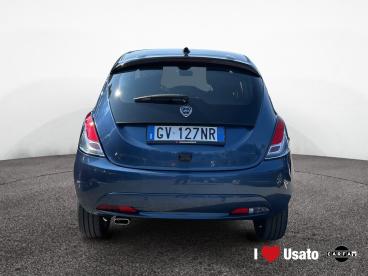 LANCIA CERTIFIED Lancia Ypsilon Iii 2021 1.0 Firefly Hybrid Platino S And S 70cv Usata - City Car Ibrido Blu - Roma - 2370587_5