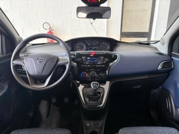 LANCIA CERTIFIED Lancia Ypsilon Iii 2021 1.0 Firefly Hybrid Gold S And S 70cv 5p.t Usata - City Car Ibrido Grigio - Parma - 2371218_5