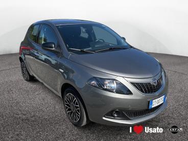 LANCIA CERTIFIED Lancia Ypsilon Iii 2021 1.0 Firefly Hybrid Platino S And S 70cv Usata - City Car Ibrido Grigio - Roma - 2374934_2