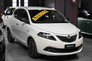 LANCIA CERTIFIED Lancia Ypsilon 1.0 Firefly 5 Porte S And S Hybrid Gold Usata - City Car Ibrido Bianco - Carmagnola - 2376226_2