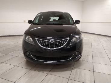 LANCIA CERTIFIED Lancia Ypsilon 1.0 Firefly Hybrid Gold S And S 70cv 5p.ti Usata - City Car Ibrido Nero - Cuneo - 2377462_2