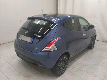 LANCIA CERTIFIED Lancia Ypsilon 1.0 Firefly Hybrid Gold S And S 70cv Usata - City Car Ibrido Blu - Cuneo - 2377470_4