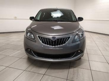 LANCIA CERTIFIED Lancia Ypsilon 1.0 Firefly Hybrid Gold S And S 70cv 5p.ti Usata - City Car Ibrido Grigio - Cuneo - 2377472_2