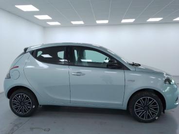 LANCIA CERTIFIED Lancia Ypsilon 1.0 Firefly Hybrid Gold S And S 70cv Usata - City Car Ibrido Verde - Cuneo - 2377479_4