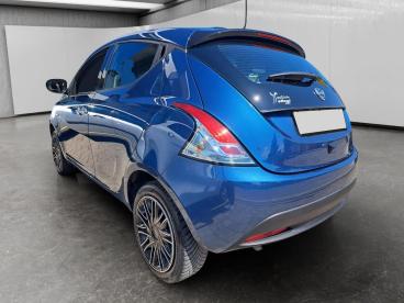 LANCIA CERTIFIED Lancia Ypsilon 1.2 Silver Gpl 69cv Usata - City Car  Bianco - Cuneo - 2377481_5