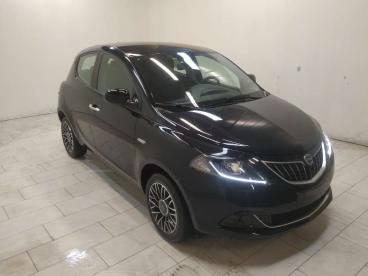 LANCIA CERTIFIED Lancia Ypsilon 1.0 Firefly Hybrid Platino S And S 70cv Usata - City Car Ibrido Nero - Cuneo - 2377483_3
