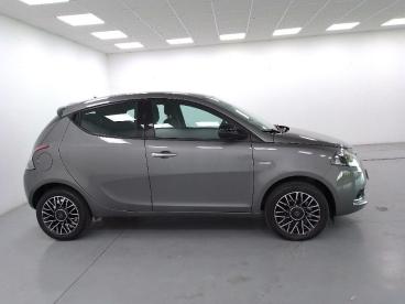 LANCIA CERTIFIED Lancia Ypsilon 1.0 Firefly Hybrid Platino S And S 70cv Usata - City Car Ibrido Grigio - Cuneo - 2377492_4