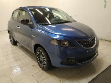 LANCIA CERTIFIED Lancia Ypsilon 1.0 Firefly Hybrid Platino S And S 70cv Usata - City Car Ibrido Blu - Cuneo - 2377496_3